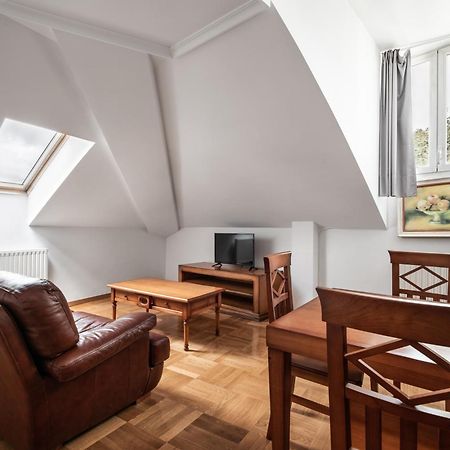 Apartamentos El Cid Burgos Ngoại thất bức ảnh