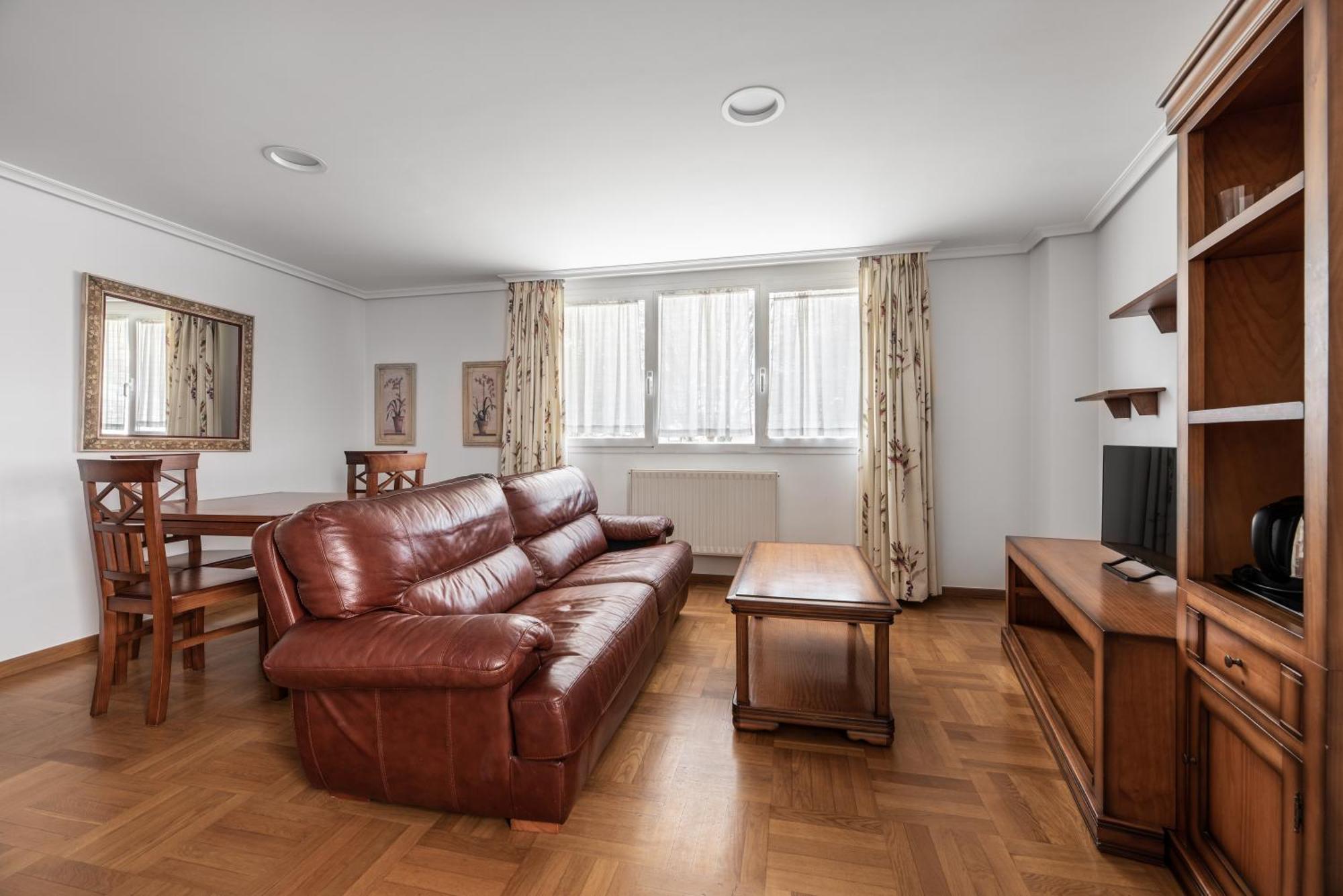 Apartamentos El Cid Burgos Ngoại thất bức ảnh